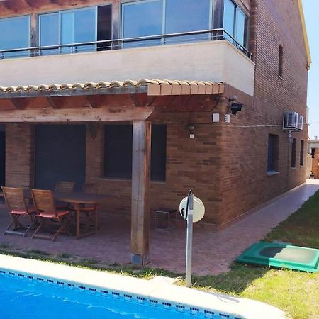 Chalet Moderno Con Piscina En Calafell Villa Eksteriør bilde